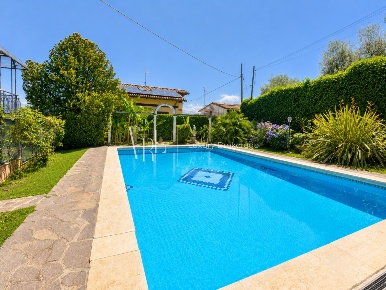 Foto Villa unifamiliare a Zagarolo Centro di 300 m² in vendita