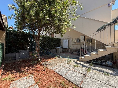 Foto Villa bifamiliare in Via Fratelli Bandiera, Rosignano Marittimo