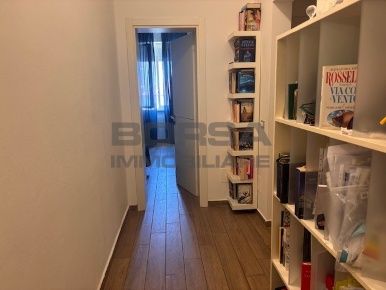 Foto Appartamento in Via Enrico Mayer 67, Livorno Attias - Marconi