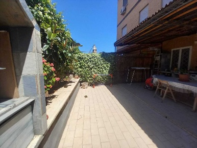 Foto Appartamento in Strada di Paterno 89, Tivoli di 69 m² con 3 locali