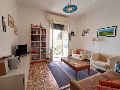 Foto Appartamento in Via Colla Micheri, Laigueglia di 75 m² con 4 locali