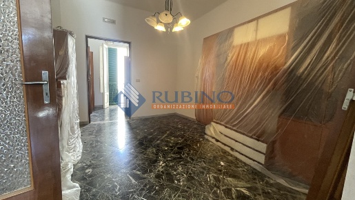 Foto Appartamento in Via Foggia 30, Mola di Bari Picone di 79 m² in vendita