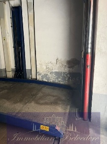 Foto Posti auto in Borgo Albizi, Firenze Signoria - Uffizi di 12 m²