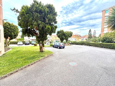Foto Appartamento in Via Aurelia 82, San Bartolomeo al Mare Centro di 35 m²