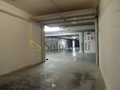 Foto Posti auto a Senigallia Lungomare di Levante di 18 m² con 1 locali