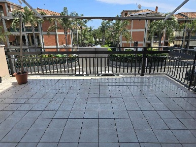 Foto Appartamento in via Santi Bonaccorsi n° 6, Aci Catena Centro di 100 m²