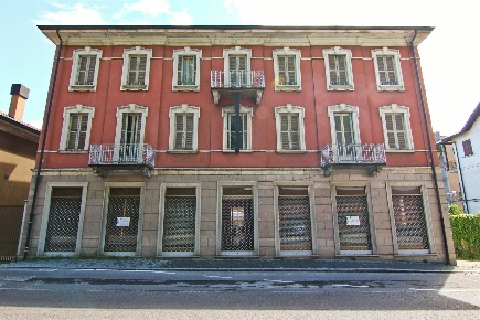 Foto Attività commerciale in Via Garibaldi 58, Seveso Centro di 1545 m²