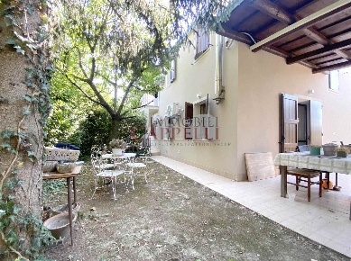 Foto Appartamento a Forlì San Martino in Strada di 107 m² con 2 locali