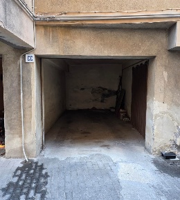Foto Garage in VIA  ZOCCOLANTI, Catania Guardia - Li Cuti di 18 m²