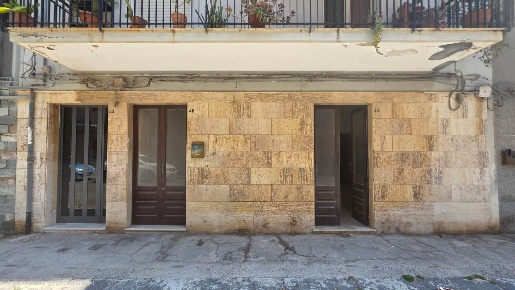 Foto Appartamento a Augusta Centro di 137 m² con 5 locali in vendita