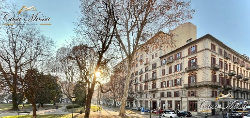 Foto Appartamento in VIA SAN DALMAZZO, Torino Quadrilatero Romano di 150 m²