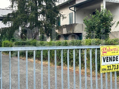 Foto Appartamento a Solarolo di 175 m² con 5 locali in vendita