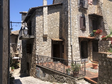 Foto Casa indipendente in Via Covoni 3, Fumone di 50 m² con 3 locali