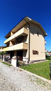 Foto Villa bifamiliare a Lucca Nave di 120 m² con 4 locali in vendita