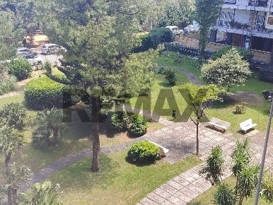 Foto Appartamento in Via Cesare Diomede Fresa 8, Bari Japigia di 138 m²