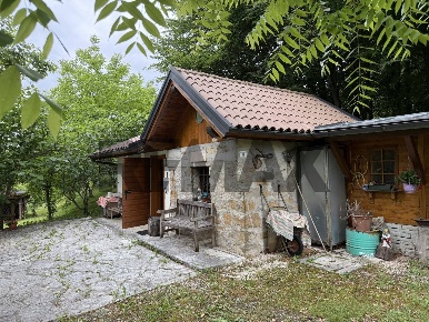 Foto Rustico in Via Cet snc, Belluno di 30 m² con 1 locali in vendita