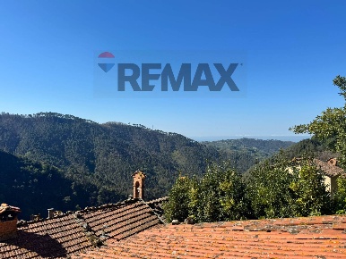 Foto Casa indipendente in Via RedoloLoc. Torcigliano 9, Camaiore di 138 m²