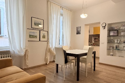 Foto Appartamento in Via Abbati 13, Pesaro Centro Storico di 84 m²