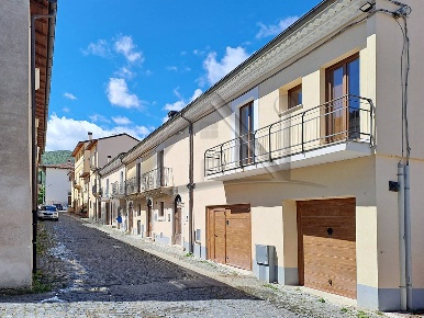 Foto Casa indipendente in Via Della Piega 130, Sant'Eusanio Forconese