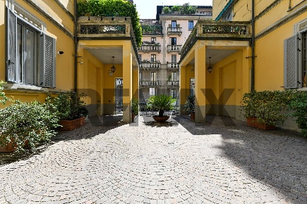 Foto Negozio in Via Carlo Goldoni 77, Milano Plebisciti - Susa di 68 m²