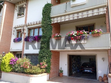 Foto Villa a schiera in via ponchielli, Montecatini-Terme di 250 m²