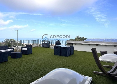 Foto Villa unifamiliare in via dei Tassi snc, Tortoreto Centro di 638 m²