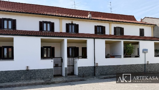 Foto Villa unifamiliare in Via Vignale 36, Novara Veveri di 140 m²