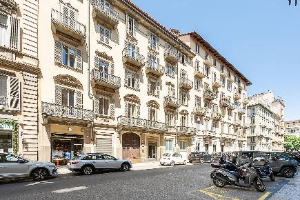 Foto Loft in Via Vincenzo Bellini 6, Torino Piazza Solferino di 70 m²