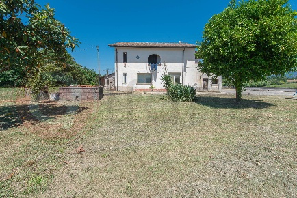 Foto Casa indipendente in Contrada Melfi di Sopra 84, Pontecorvo di 162 m²