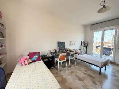 Foto Stanza in Via Paolo Gerolamo Biumi, Milano di 80 m² con 3 locali