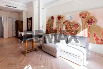 Foto Appartamento in via Giovio 30, Milano Dezza di 81 m² con 3 locali