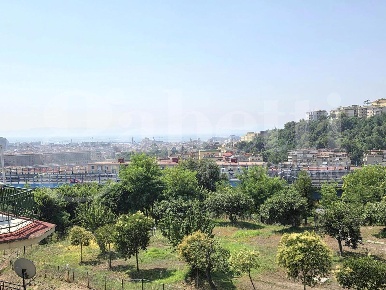 Foto Appartamento in Prolungamento Carlo de Marco, Napoli di 145 m²