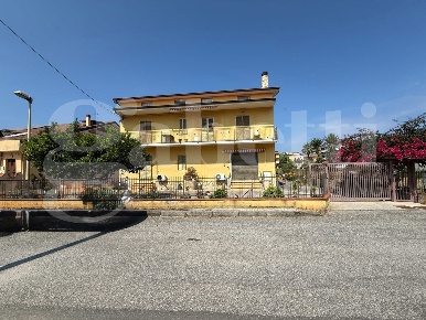 Foto Casa indipendente in Via OLANDA -, Amantea Corica di 421 m² in vendita