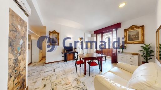 Foto Appartamento in Via Alessandro Scarlatti 200, Napoli Vomero di 105 m²