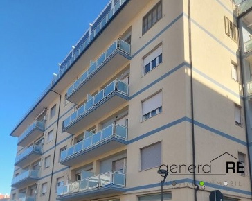 Foto Appartamento a Pescara Porto Turistico di 120 m² con 3 locali