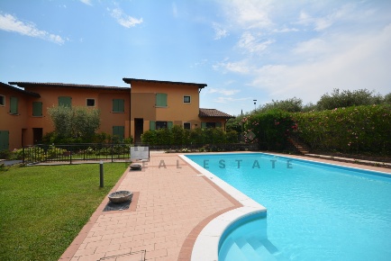 Foto Appartamento in Via della Moia 7, San Felice del Benaco di 97 m²