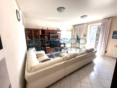 Foto Appartamento in Viale Giovanni Amendola 7, La Spezia di 123 m²