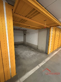 Foto Posti auto in Via Emanuele Ferro, Genova Sestri Ponente di 14 m²