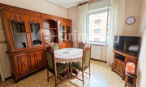 Foto Appartamento in Via Chivasso 27, Vercelli Semicentro di 52 m²