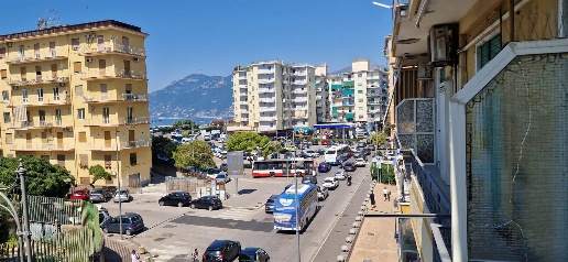 Foto Appartamento in Via Torrione, Salerno Torrione di 150 m² con 4 locali