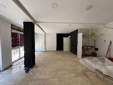 Foto Locale commerciale a Firenze Porta al Prato - San Jacopino di 185 m²