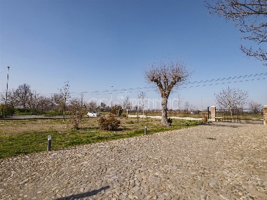 Foto Terreno edificabile a Modena Baggiovara di 900 m² in vendita