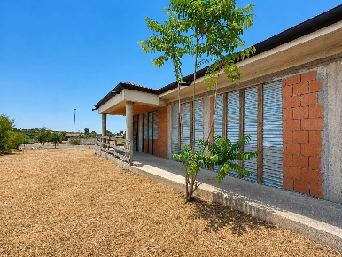 Foto Villa unifamiliare a Mascalucia Centro di 200 m² con 6 locali