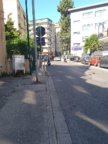 Foto Negozio a Napoli Arenella di 25 m² con 1 locali in affitto