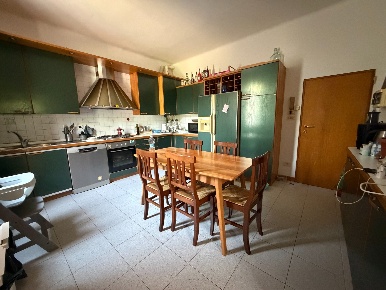 Foto Appartamento in VIA ANDREA COSTA, Pianoro di 186 m² con 6 locali