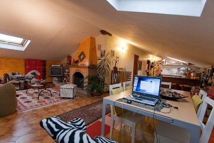 Foto Mansarde a Seravezza Centro di 92 m² con 6 locali in vendita