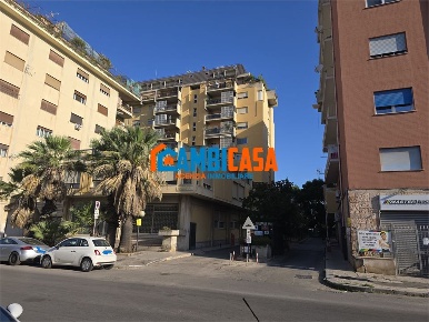 Foto Box a Palermo Fiera di 37 m² in vendita