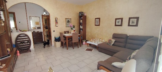 Foto Appartamento a Carrara Marina di Carrara di 90 m² con 4 locali