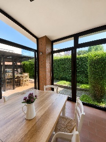 Foto Villa a schiera a Sarzana Trinità, Battifollo di 91 m² con 6 locali