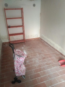 Foto Box a Prato Zarini - Valentini di 11 m² con 1 locali in affitto